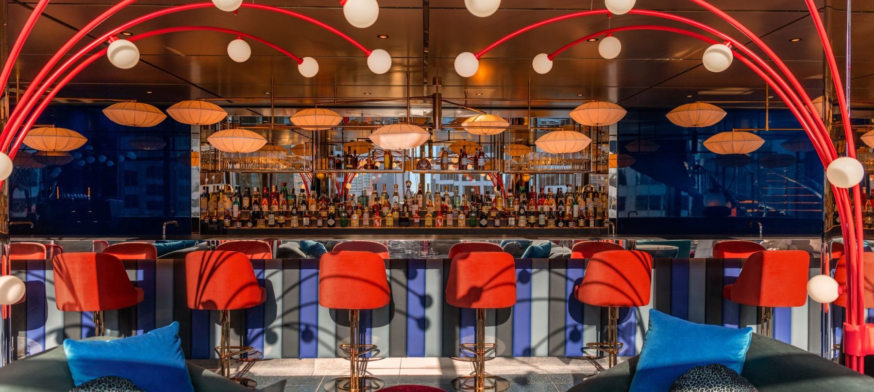 LEVEL 29 BAR